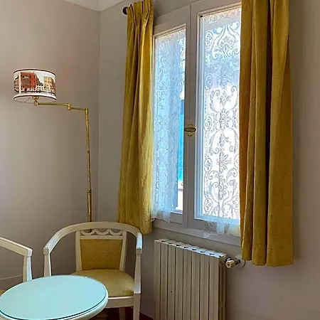 Al Campaniel Bed & Breakfast