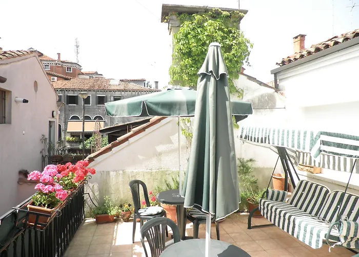 Al Campaniel Bed and breakfast 3*